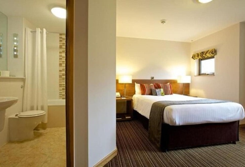 호텔 Cranfield Management Development Centre