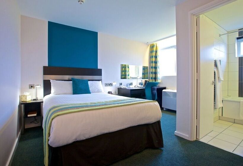 호텔 Cranfield Management Development Centre