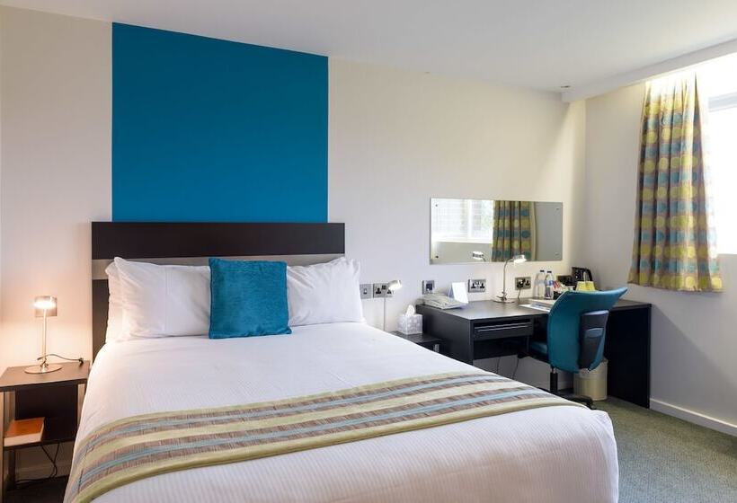 호텔 Cranfield Management Development Centre