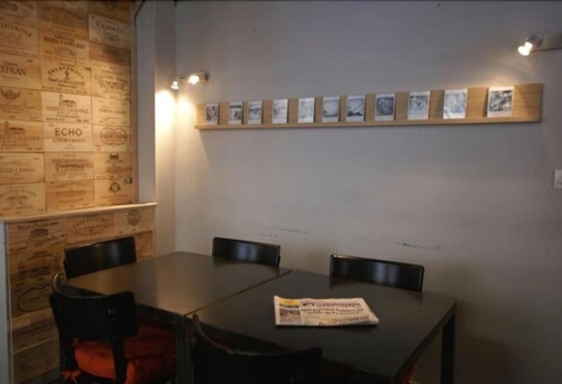 فندق De La Placette Barcelonnette