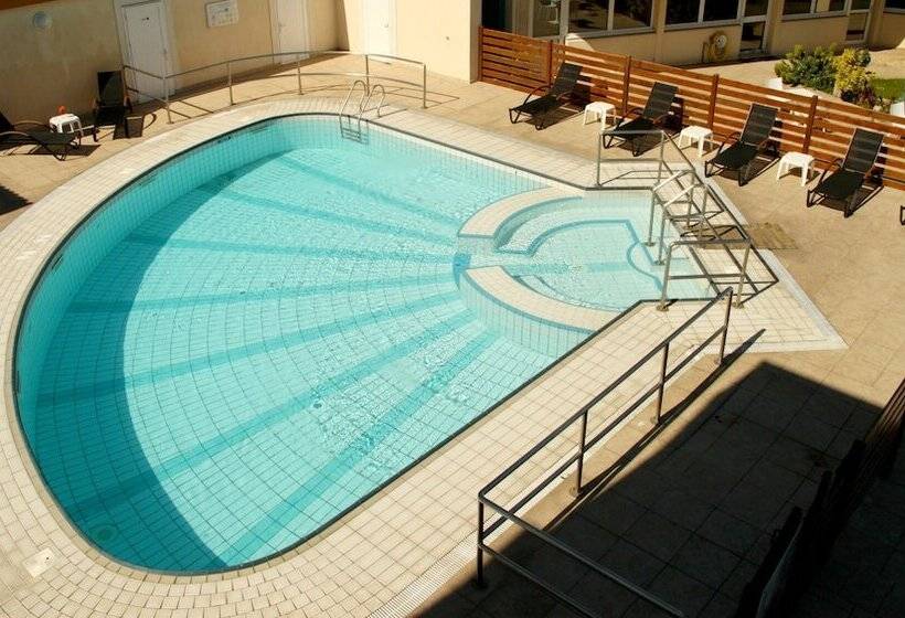 فندق De La Pointe De Mousterlin