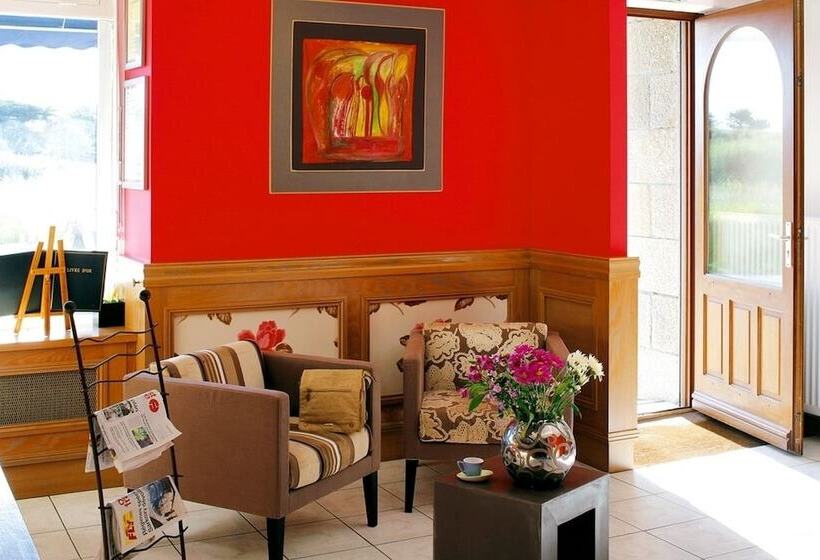 فندق De La Pointe De Mousterlin