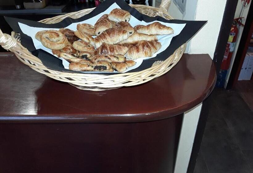 בית מלון כפרי Dorele