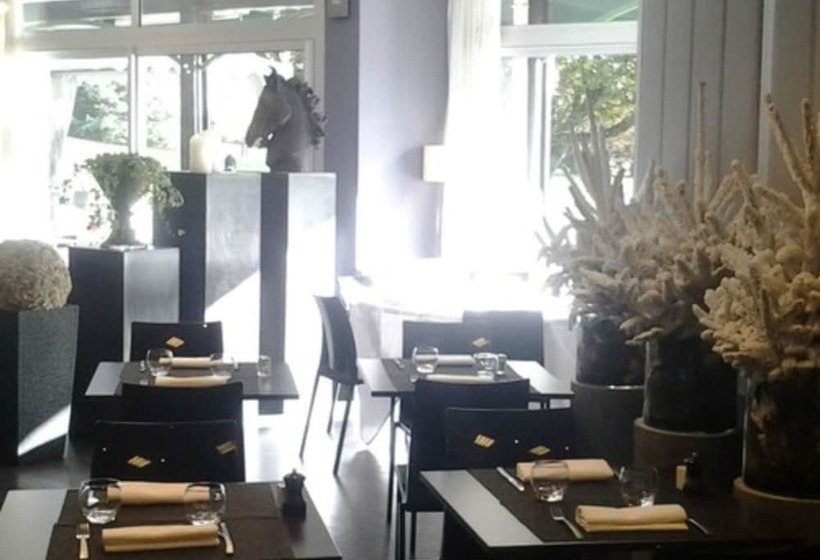 Отель Du Golf Saint Lazare