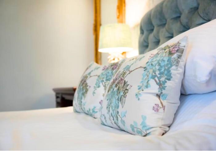 Отель East Beach