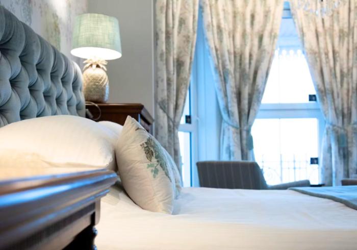 Отель East Beach