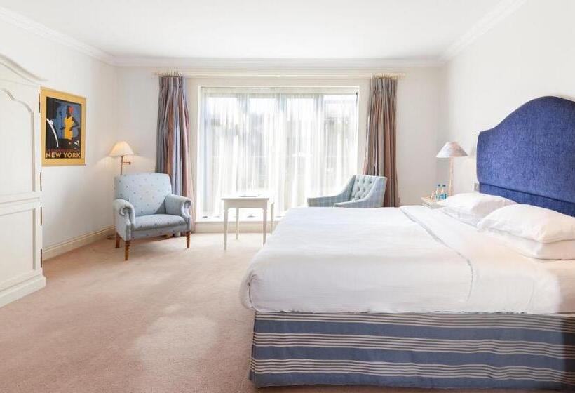 בית מלון כפרי Foxhills Club & Resort