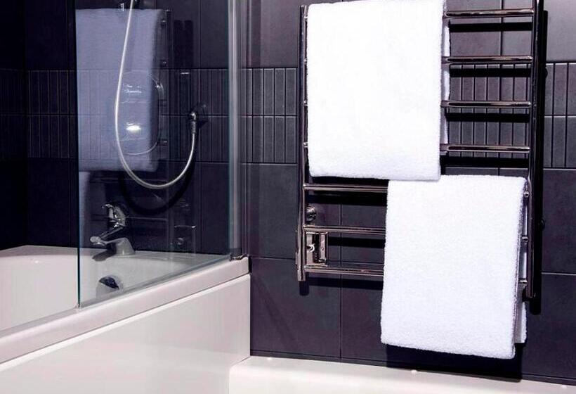 George Albert Hotel & Spa