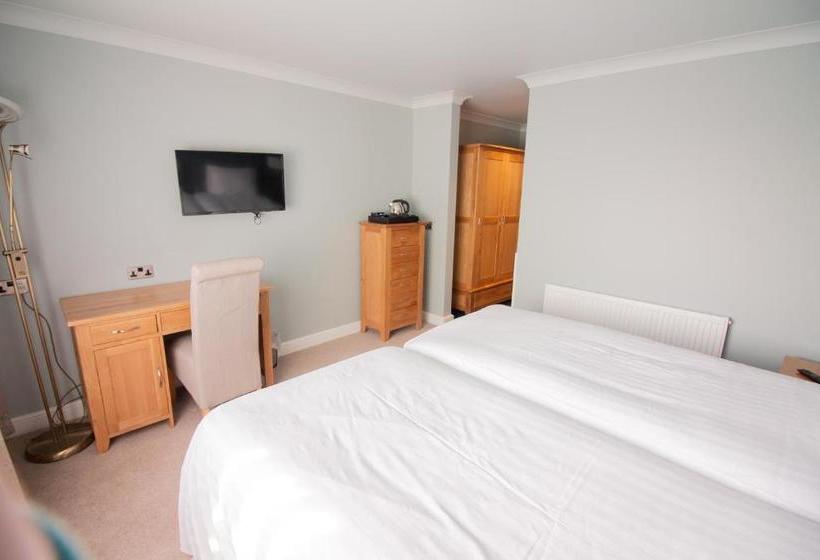 Отель Holland Hall