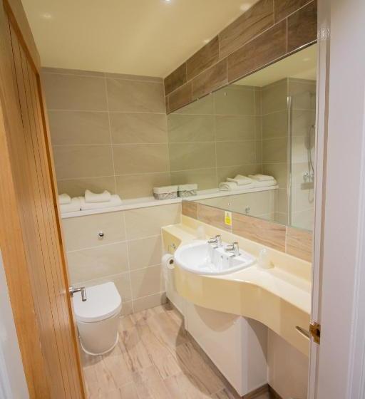 Отель Holland Hall