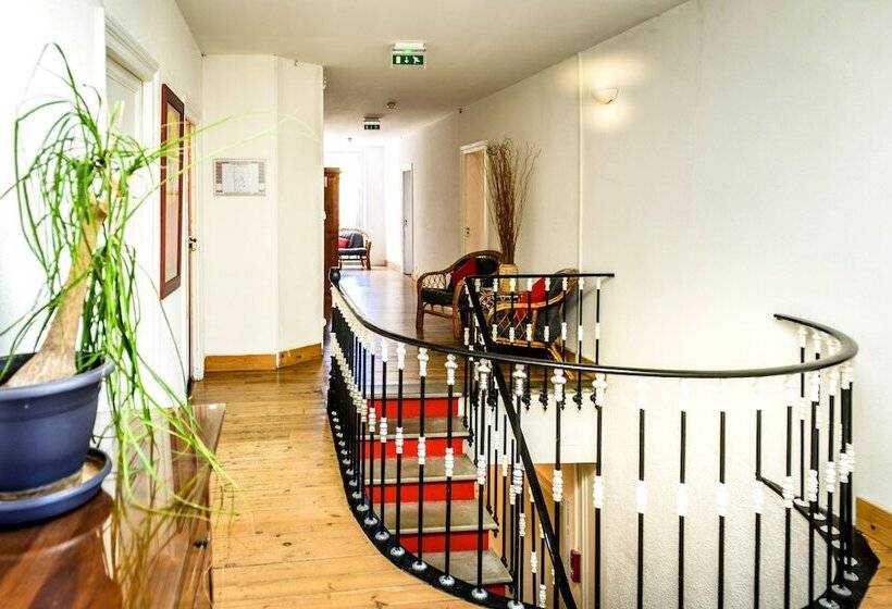 فندق Logis Hôtel Restaurant Des Corbières