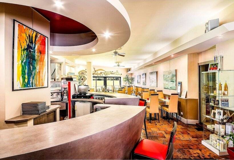 فندق Logis Hôtel Restaurant Des Corbières