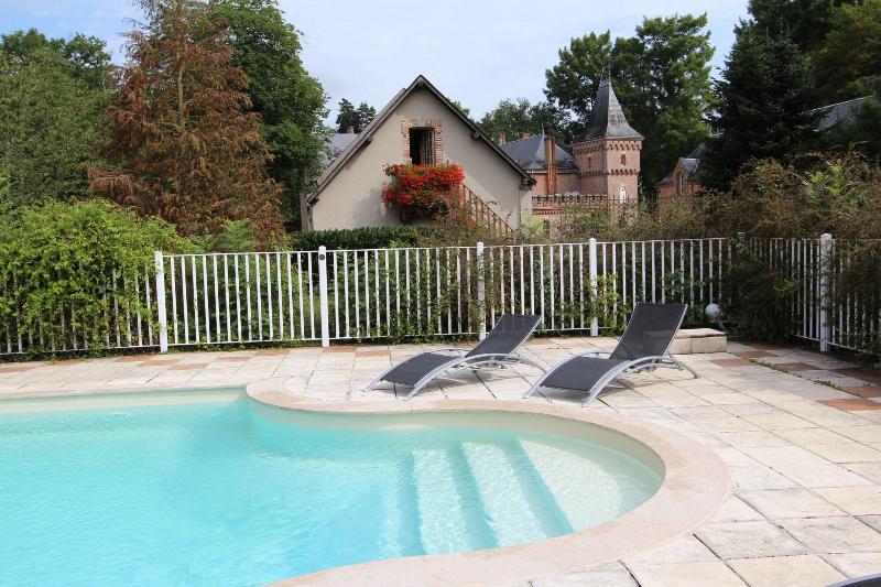 בית מלון כפרי Hostellerie Du Chateau Les Muids