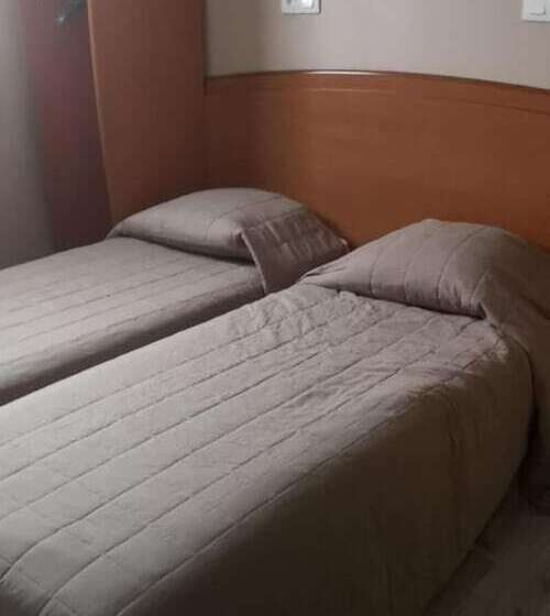 فندق Hôtel Amarante Besançon Micropolis