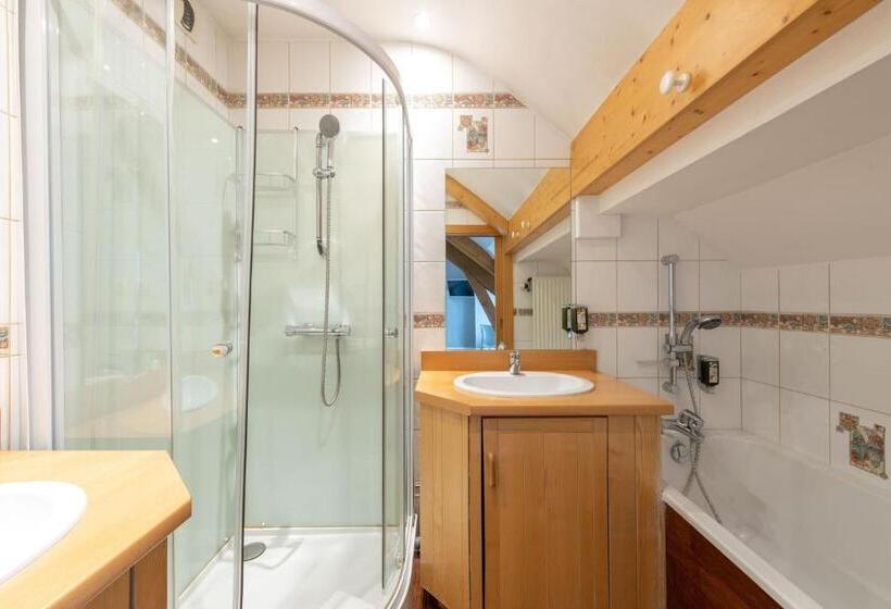 Отель Hôtel De La Paix