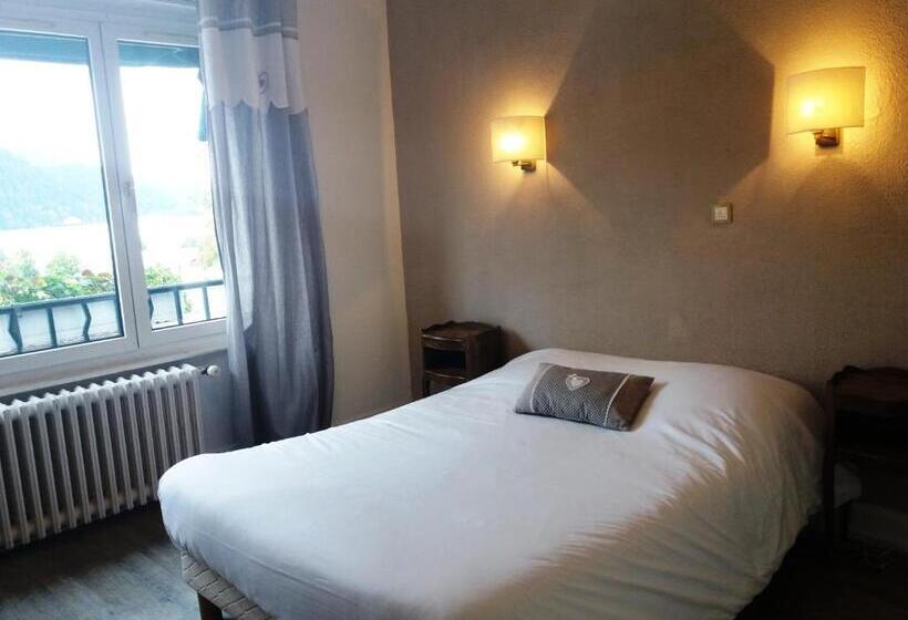 Отель Hôtel De La Paix