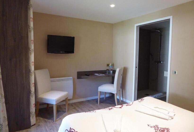 فندق Hôtel Kastell Dinec H