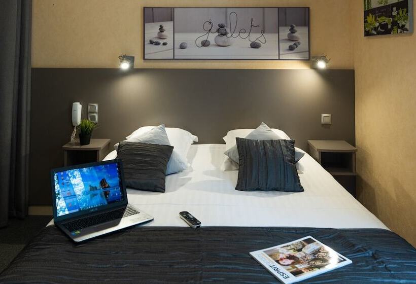 Logis Hotel Le Prieure