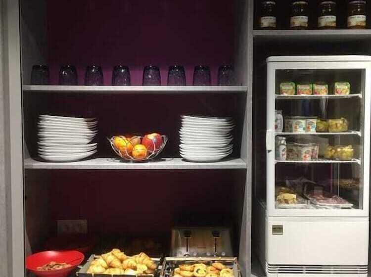 酒店 Hôtel Logis Restaurant La Fontaine