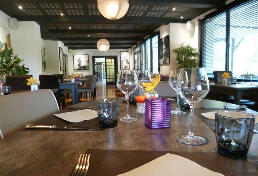 בית מלון כפרי Hôtel Logis Restaurant La Fontaine