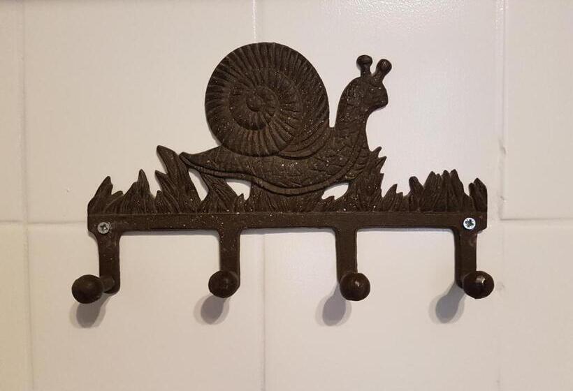 فندق Hôtel Restaurant Chez Carrière