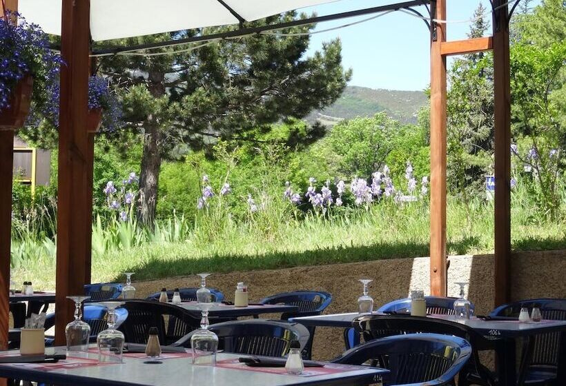 בית מלון כפרי Hôtel Restaurant Les Alpins