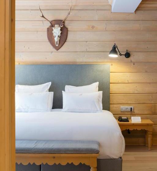 Отель Hôtel Restaurant Spa Les Jardins De Sophie