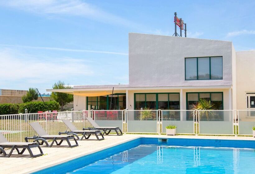 ホテル Ibis Perpignan Nord Rivesaltes