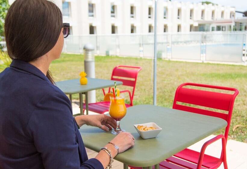 ホテル Ibis Perpignan Nord Rivesaltes