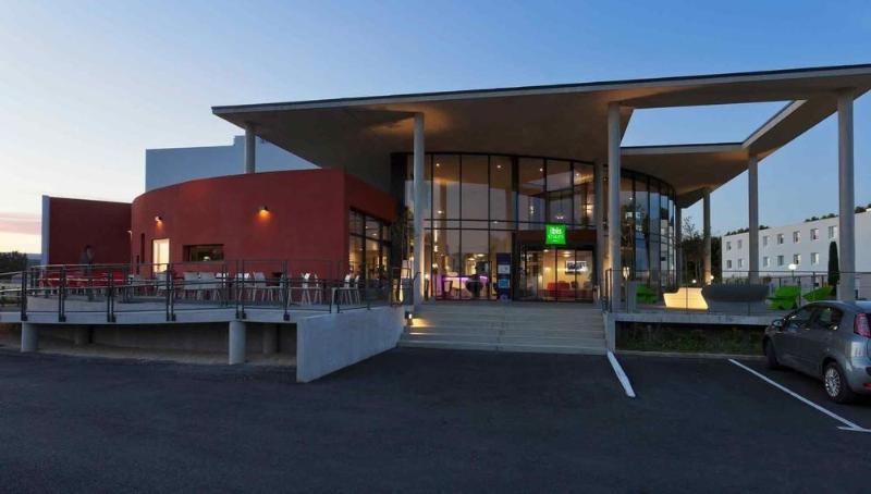 בית מלון כפרי Ibis Styles Pertuis Portes Du Luberon