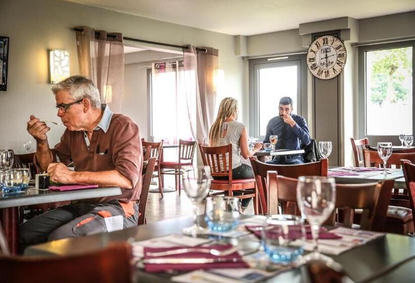 فندق Inn Design Resto Novo Chateaubriant