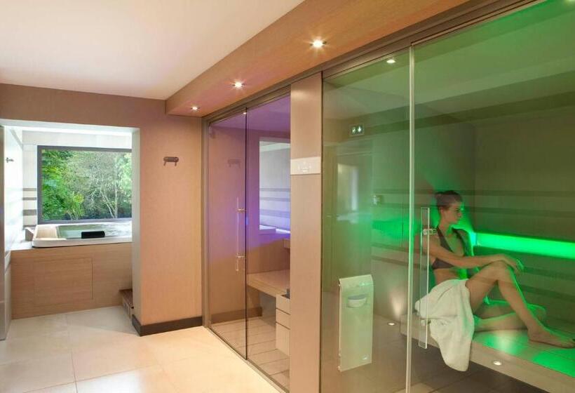 ホテル L Aubinière Hôtel Restaurant & Spa