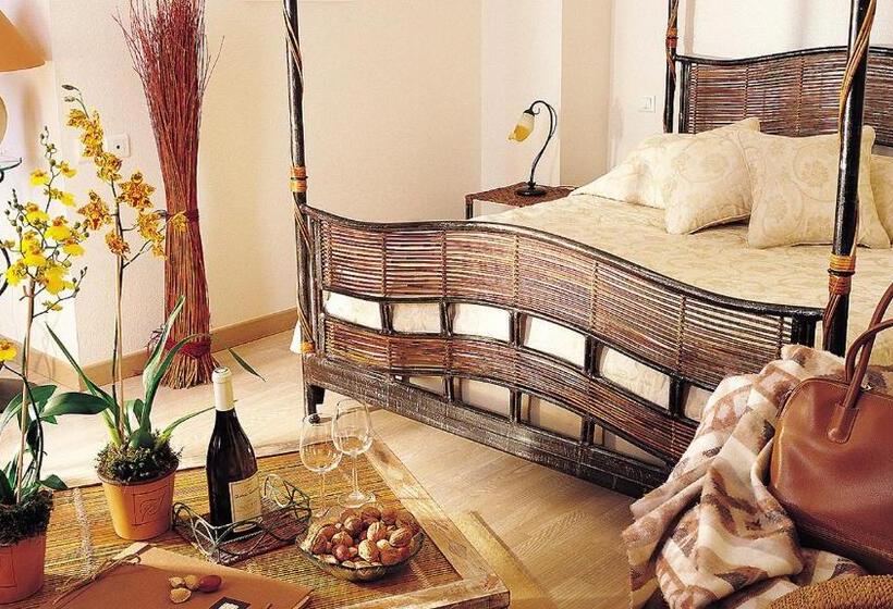 ホテル L Aubinière Hôtel Restaurant & Spa