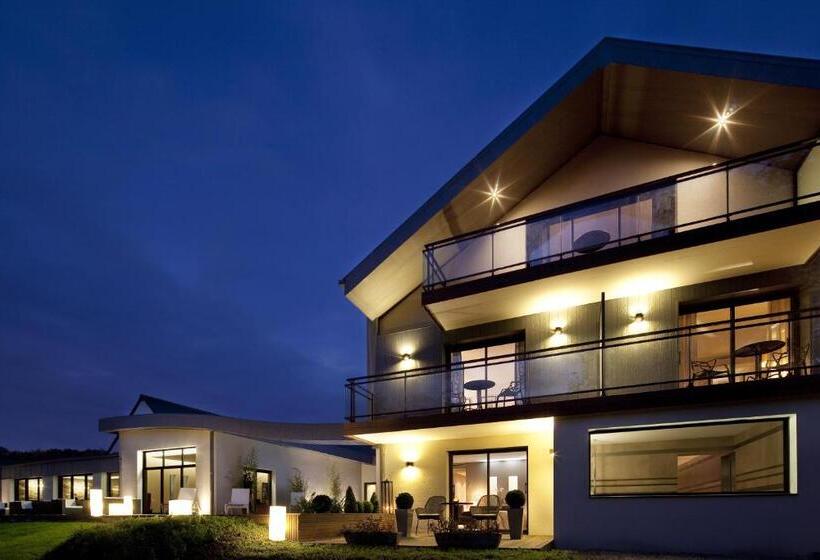 ホテル L Aubinière Hôtel Restaurant & Spa