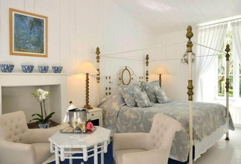 Отель La Baronnie Hôtel & Spa   Teritoria