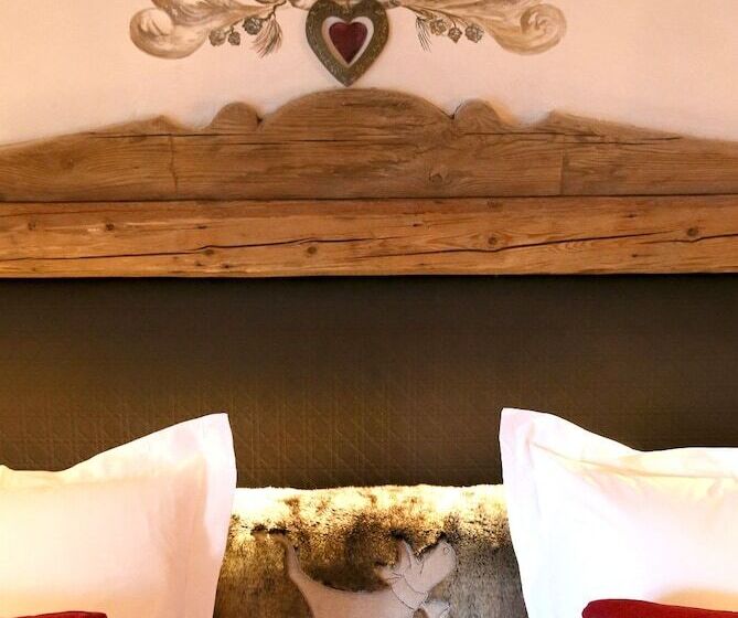 Отель La Bouitte Hôtel Relais & Châteaux