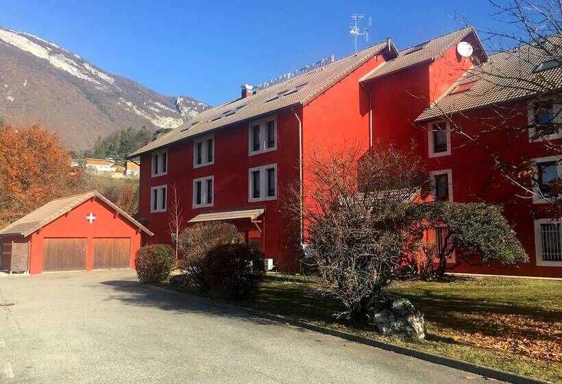 Отель La Clé Des Champs