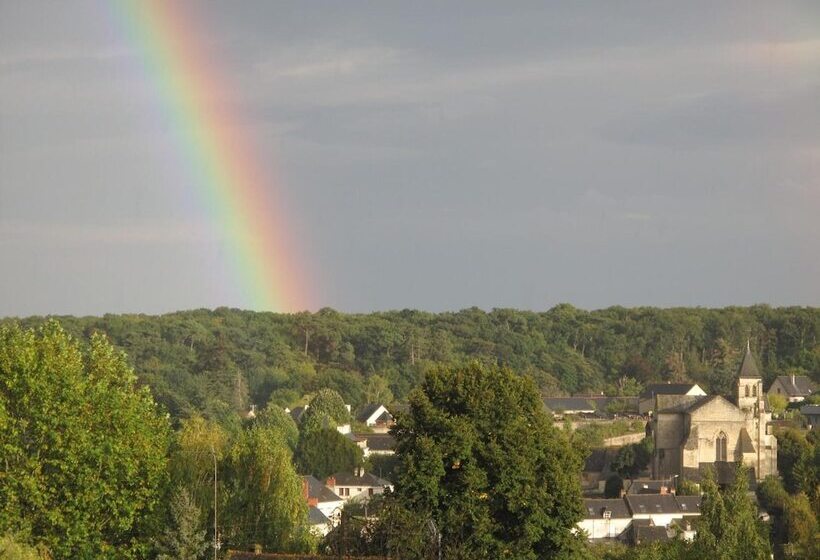 Отель La Longue Vue