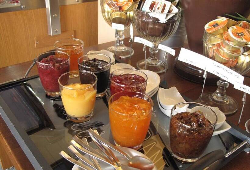 Отель La Longue Vue