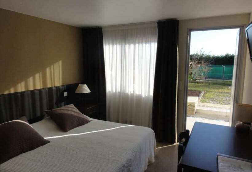 Отель La Longue Vue