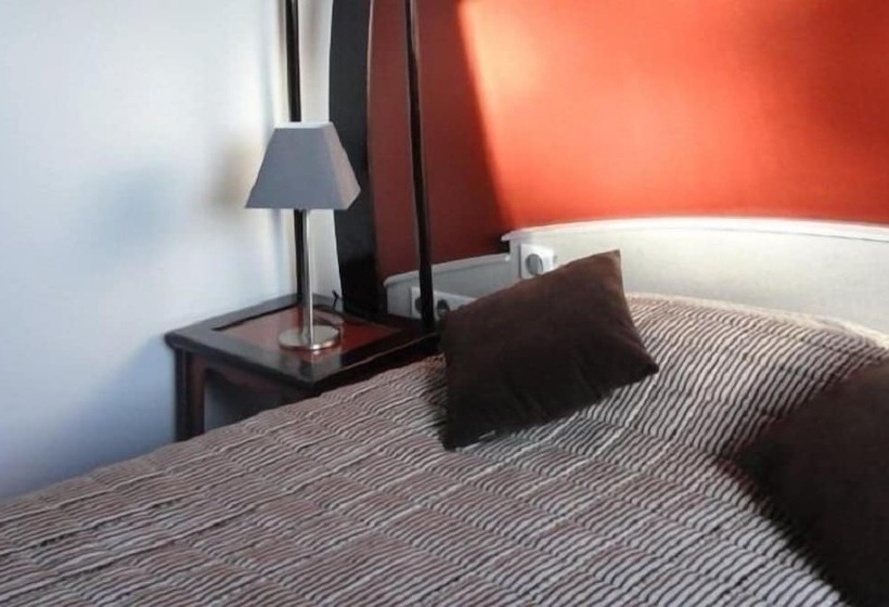 Отель La Longue Vue