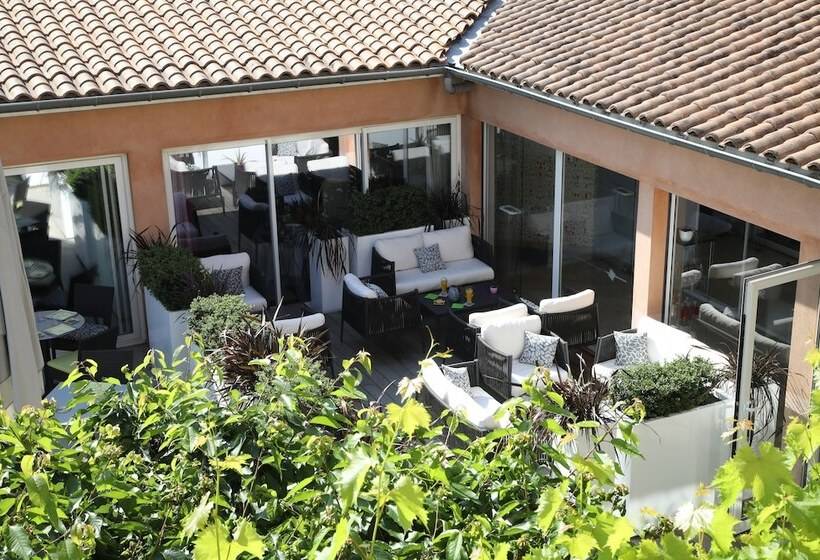 ホテル Le Carré D Alethius Logis Hôtel Restaurant