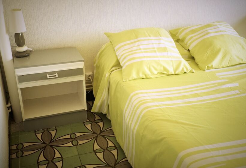 בית מלון כפרי Le Centre