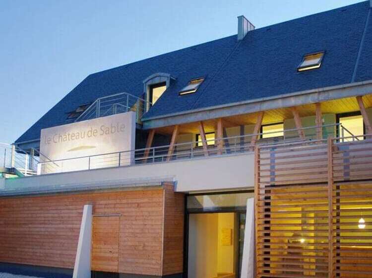 Отель Logis Le Château De Sable