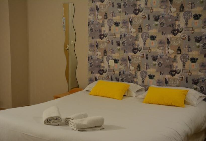 酒店 Le Clos Des Médiévales