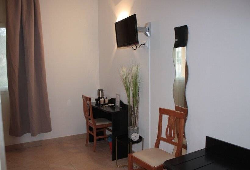 ホテル Le Clos Des Médiévales