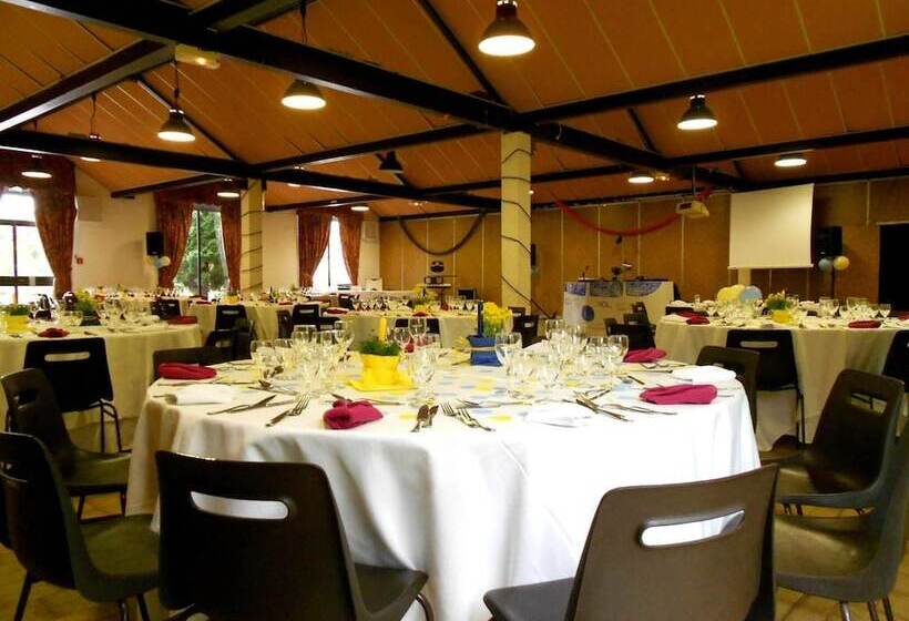 בית מלון כפרי Le Moulin De Barette