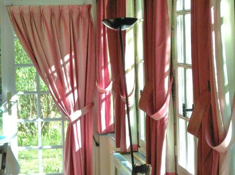 בית מלון כפרי Le Moulin De Barette