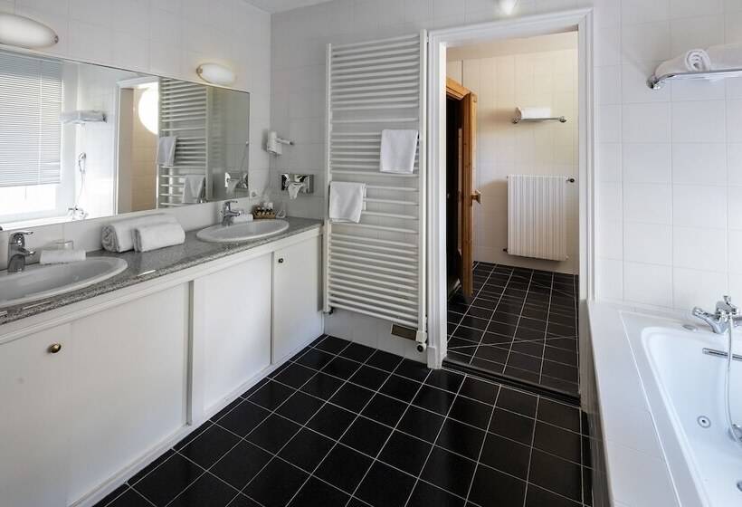 בית מלון כפרי Le Moulin De Valaurie