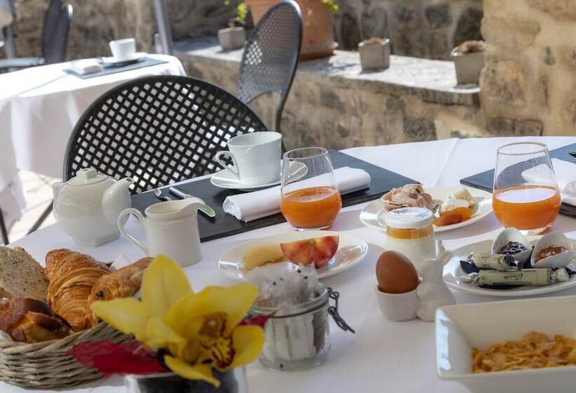 فندق Le Moulin De Valaurie